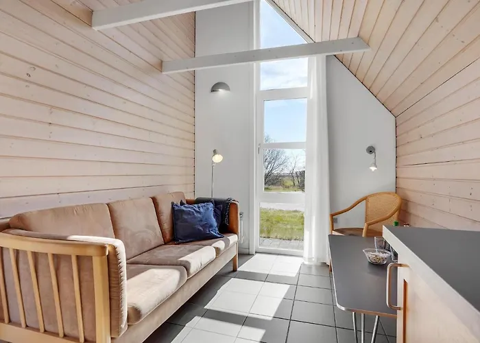 Prázdninový dům Lovely In With Wifi